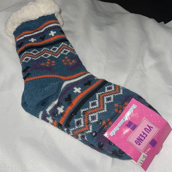 Yu Feng Accessories Nwt Sleep Socks Size 91 Poshmark